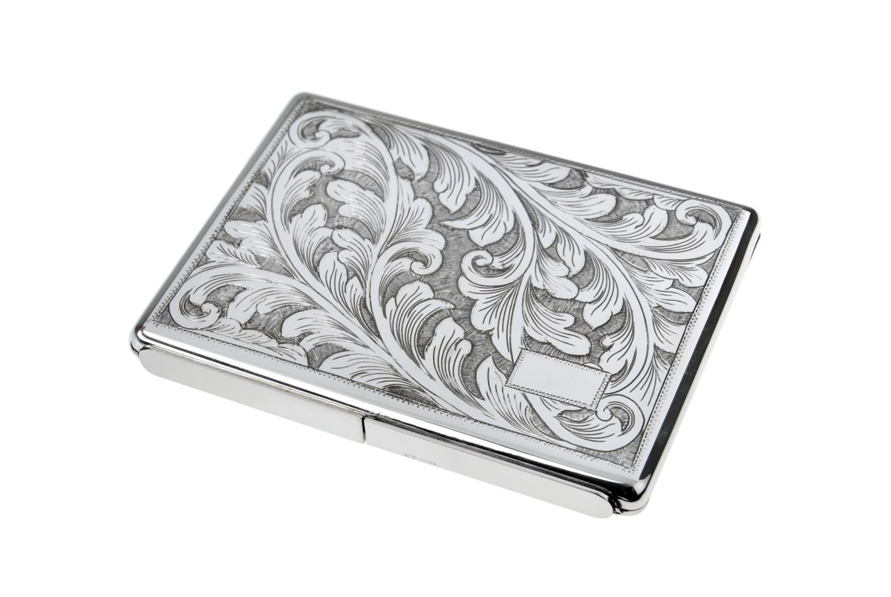 Portasigarette In Metallo Silver - Elegante E Minimalista Per 12 Sigarette Corte Fino A 85mm - Foto 1